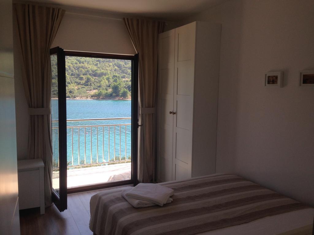 Apartments Vala Grebastica Exterior photo